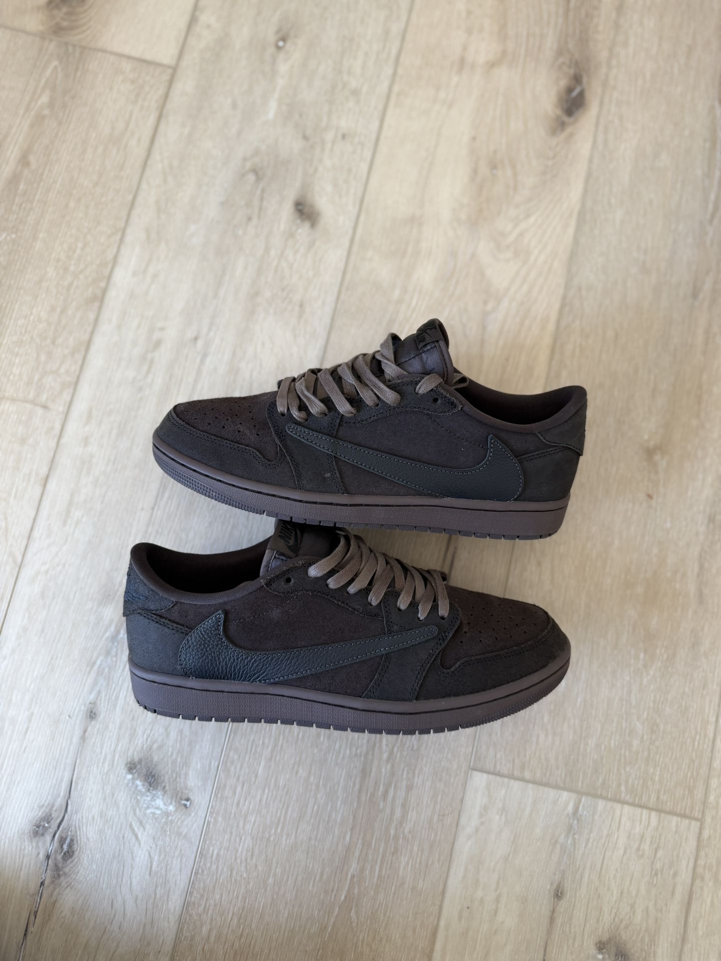 Travis Scott Jordan 1 Low Velvet Mocha Brown