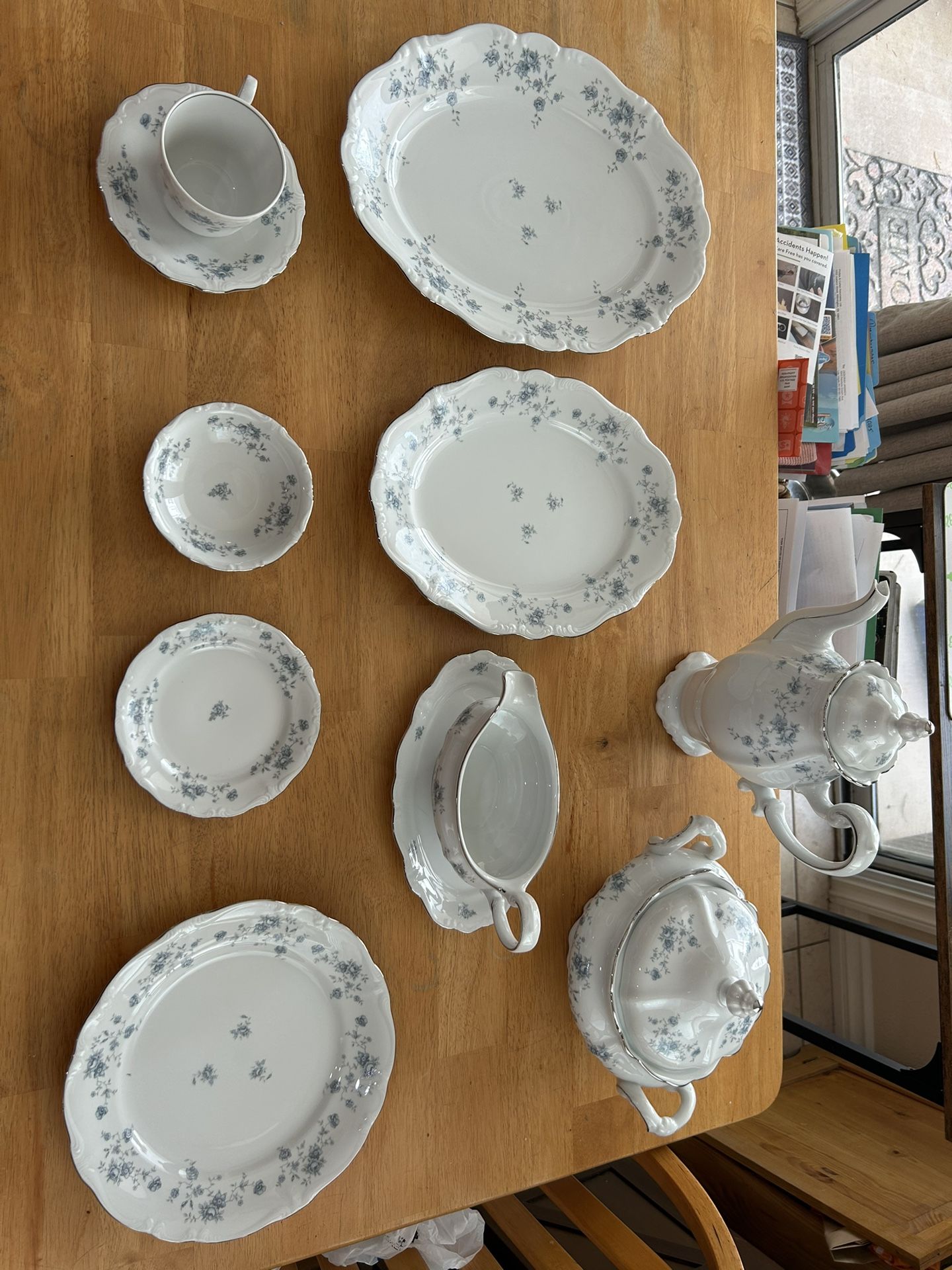Collectibles-Johann Haviland Blue Garland China