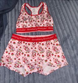 Women’s bra and underwear sets