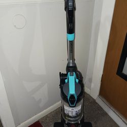 Bissell MultiClean Vacuum Cleaner 