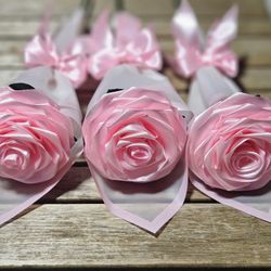 Valentine's Day Individual Rose Gift