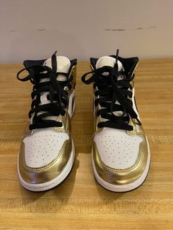 Youths Air Jordan 1 Mid Gold White Sneakers