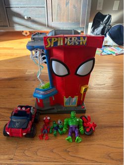 Spider-Man house and car