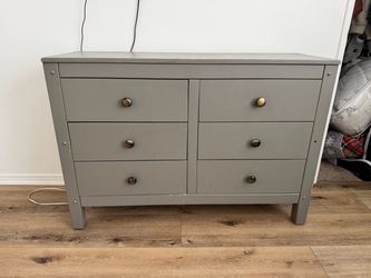 Wood Dresser