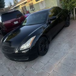 2010 Infiniti G37 Convertible