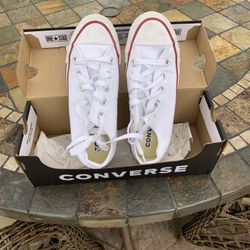 Used Like New Converse Size 5