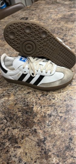Girls Adidas Samba