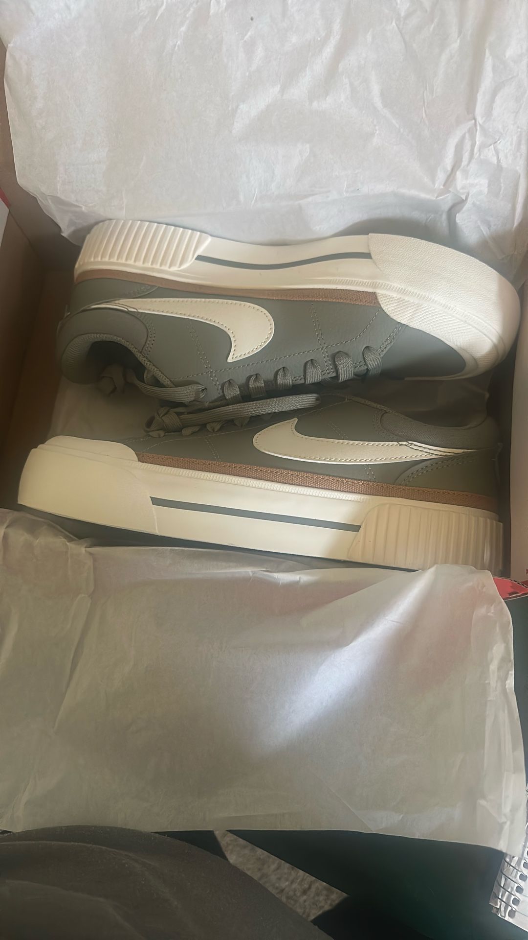Nike Legacy Lift 8.5