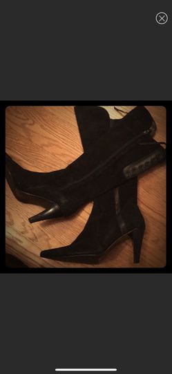Like New European Brand Navona Genuine Suede Leather Boots!!