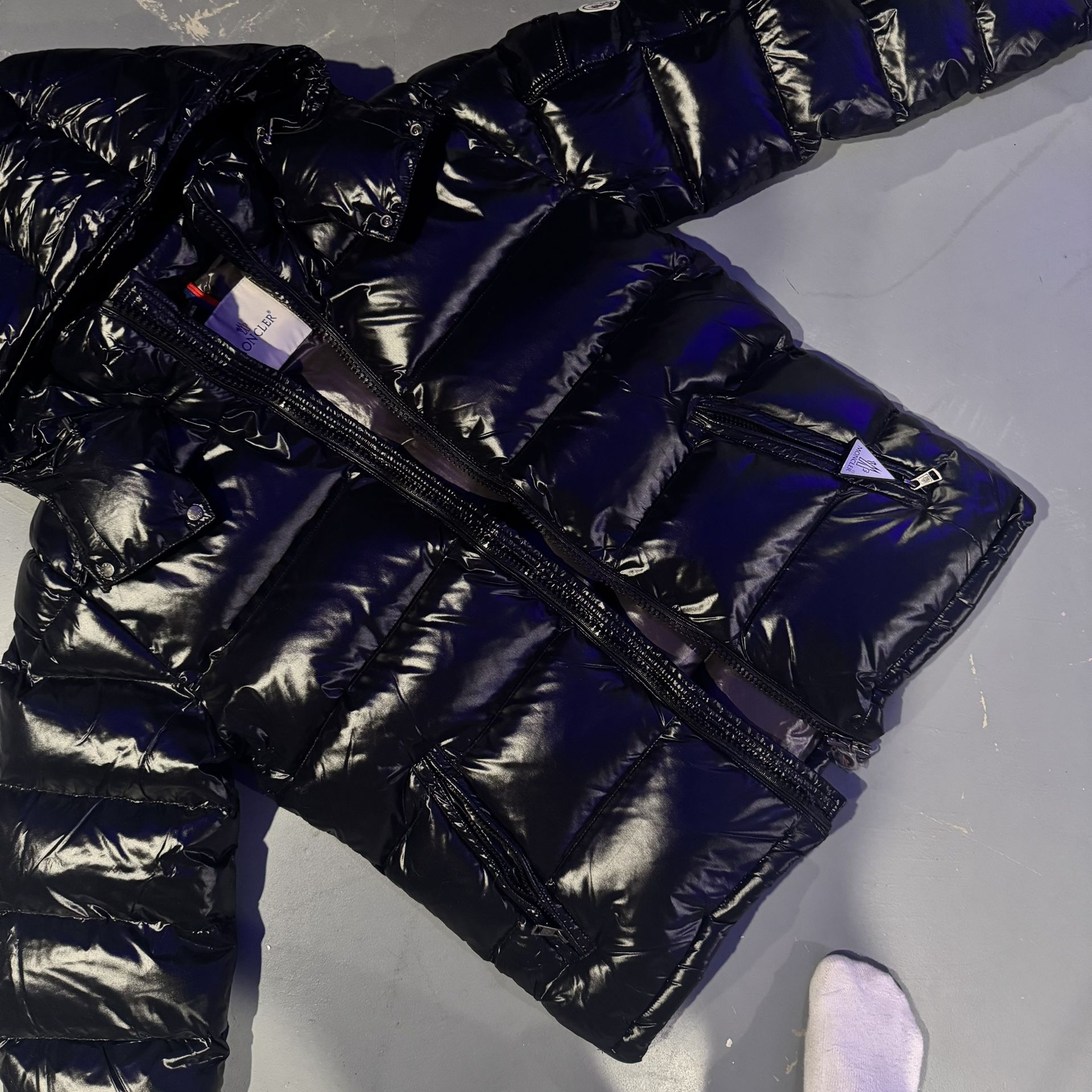 Moncler Maya Size m