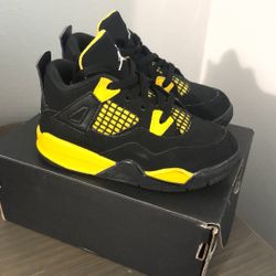 Jordan Retro 4