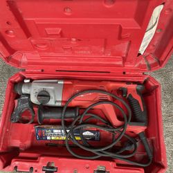 Milwaukee Roto Hammer 