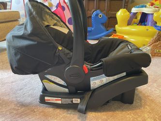 Graco Infant Seat