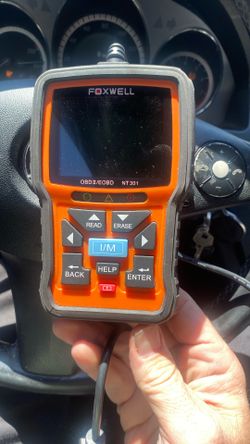 FOXWELL OBDII / EOBD Car Code Reader NT301