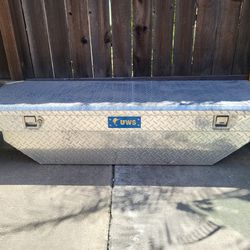Metal Truck Bed Toolbox