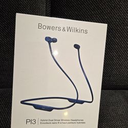 NEW IN BOX UNOPENED BOWERS AND WILKIN PI3 IN-EAR HEADPHONES WIRELESS EARBUD BLUE