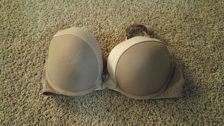 Victoria secret bra.