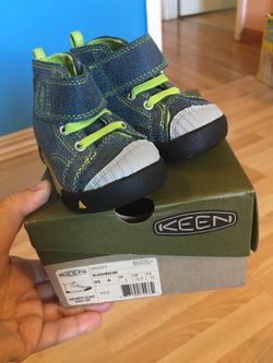 Keen baby high top sneakers sz4