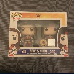 BRIE AND NIKKI BELLA FUNKO POP