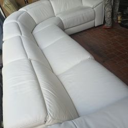 SECTIONAL GENUINE LEATHER RECLINER ELECTRIC WHITE COLOR.. DELIVERY SERVICE AVAILABLE 🚚⚡🚚