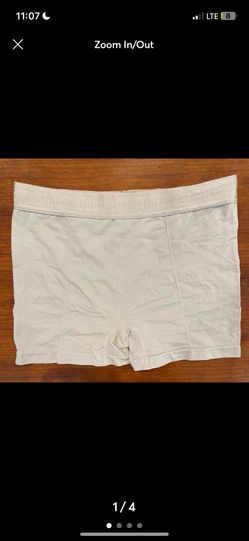 NWOT 2 Women’s Juicy Couture Boxer Breifs