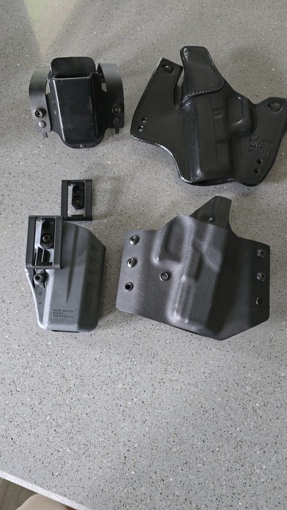 Glock 19 Gen 4 Holsters