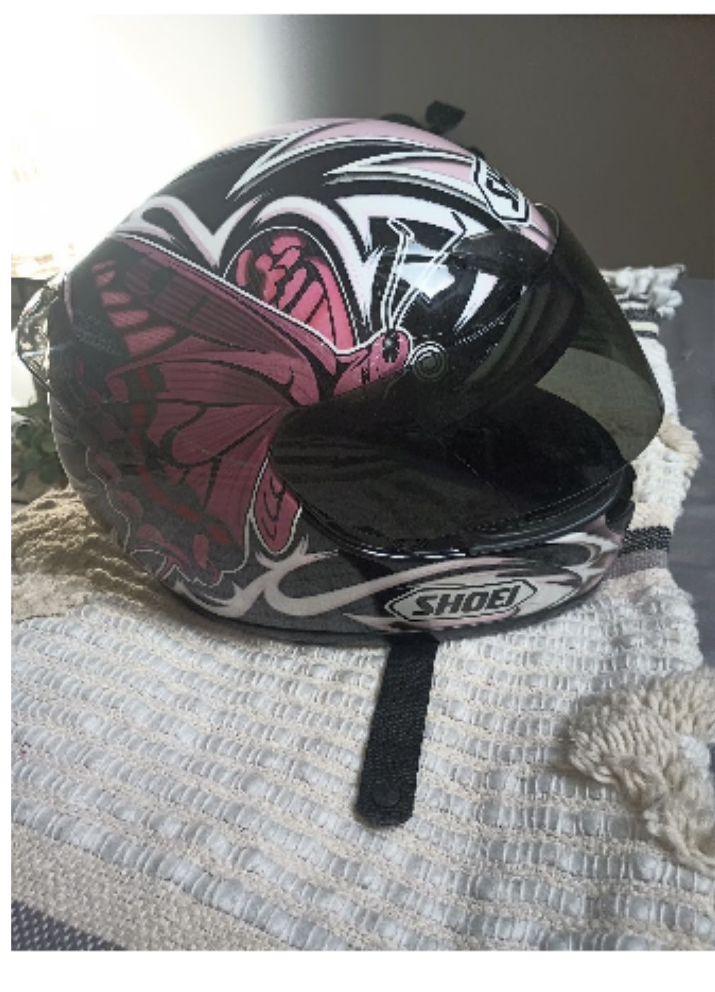 Shoei RF-1000 Flutter Motorcycle Helmet