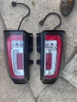 2015-2020 GMC Yukon Tail Light Assembly