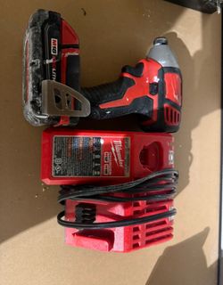 Milwaukee Impact Drill M18