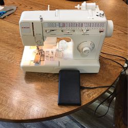 Singer Sewing Machine - 5050C 