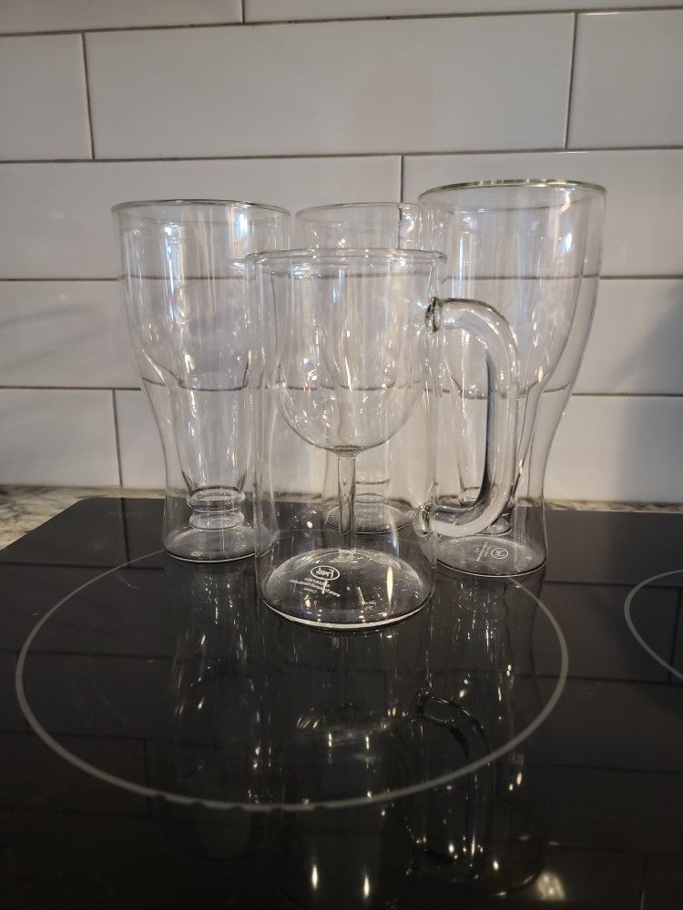 The FRED and FRIENDS Weinstein Double-Walled Glasses