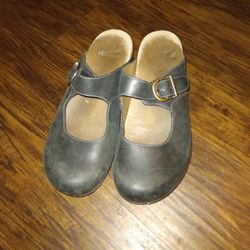 Dansko Slip-ons Size 41