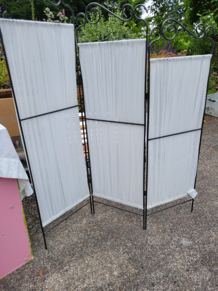 Ekne Ikea Screen