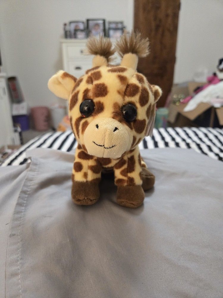 New. Type. Original Beanies. Peaches The Giraffe.