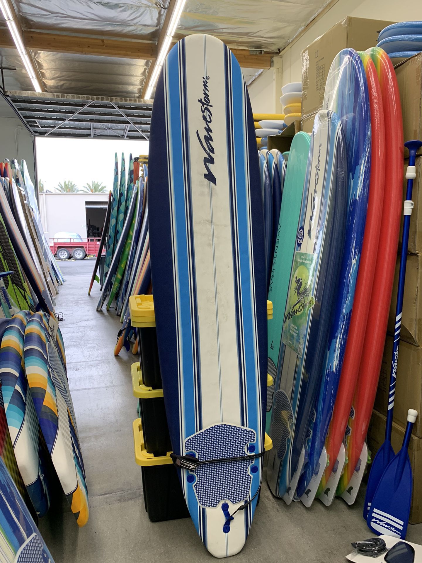 Beginner Wavestorm Surfboard In Great Condition