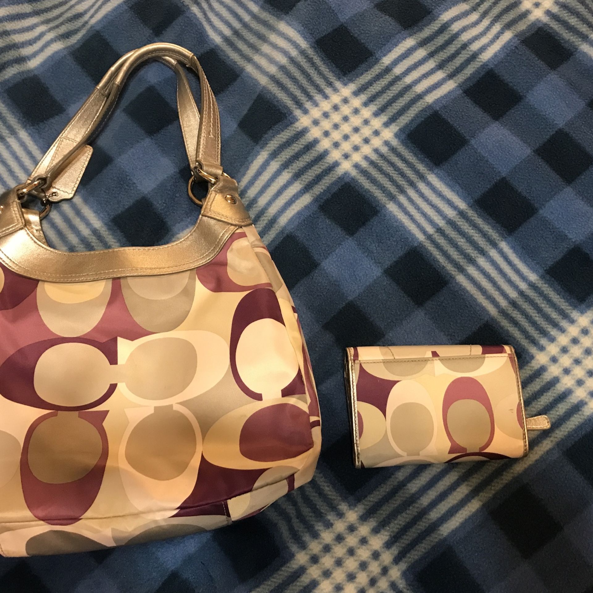 Used coach pocketbooks hotsell