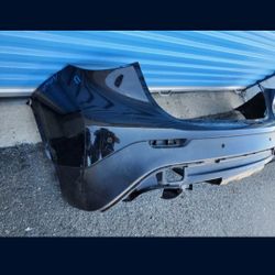 2017 -2019 INFINITI QX30 QX-30 REAR
BUMPER COVER GENUINE USED OEM. NC