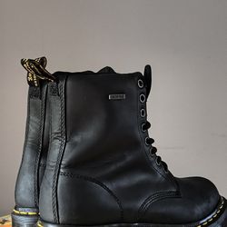 Dr. Martens Pascal Boots for Women, Size 5 - Black