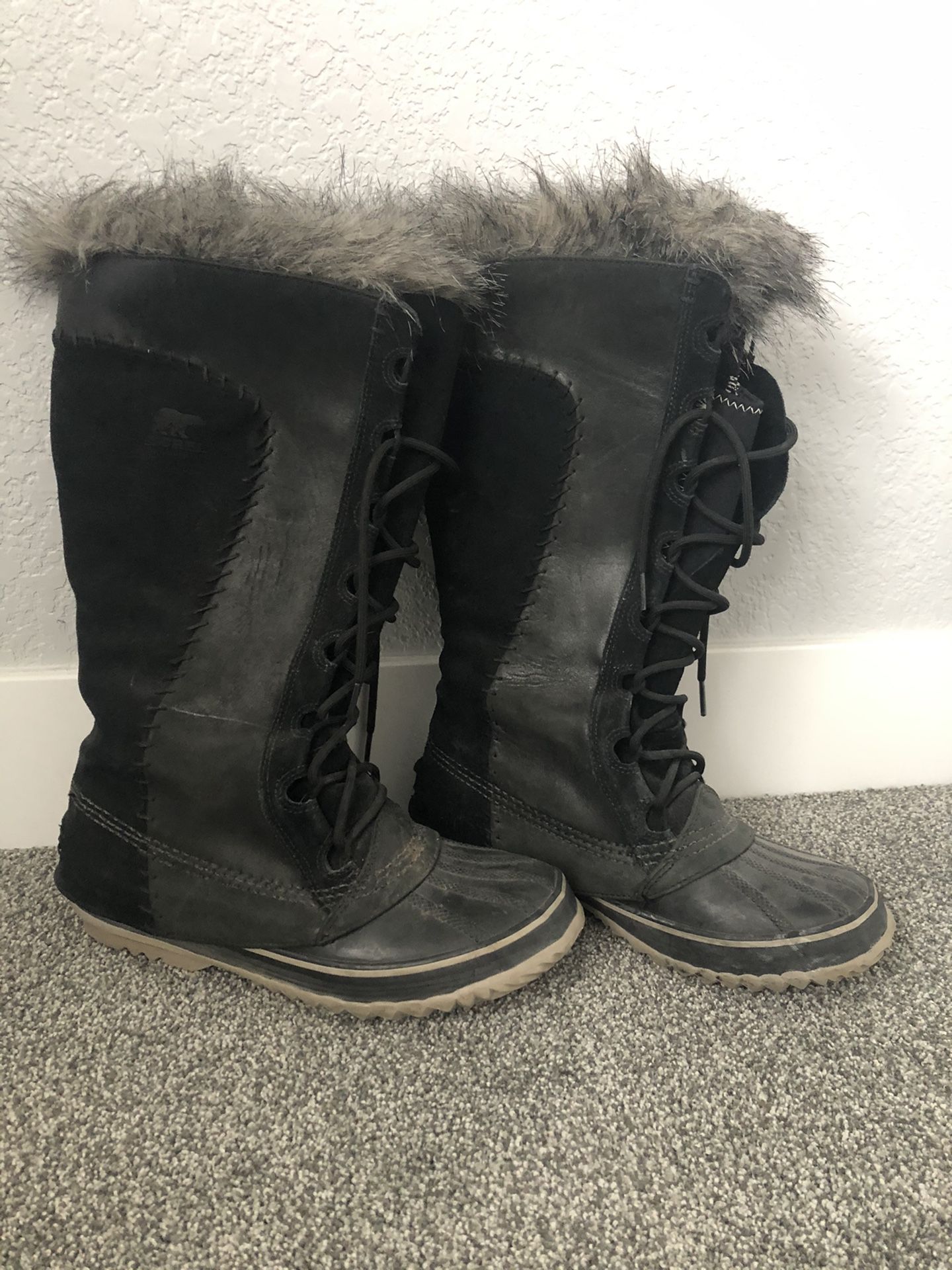 Sorel Tall Snow Boots- Women’s Size 9