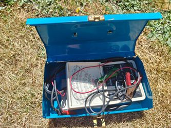 Vintage Archer Auto Engine Analyzer with Steel Case