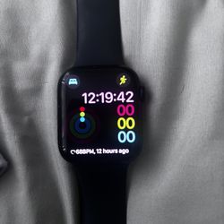 Apple Watch S8 Black
