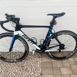 Giant Advanced Propel Aero Road Bike. 56 Inch