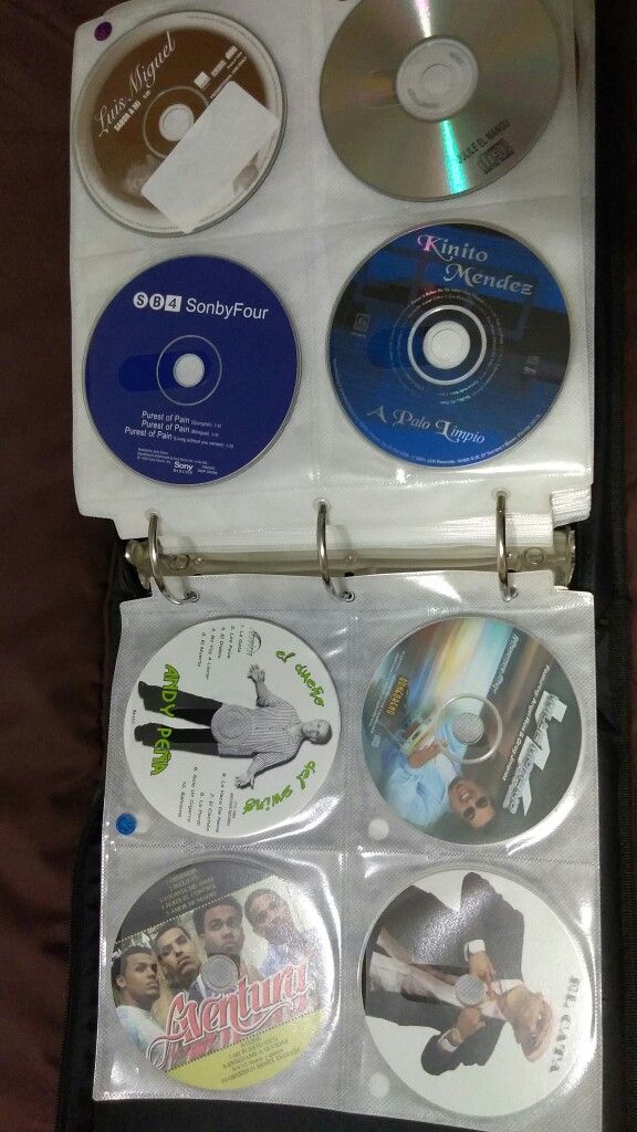 CD'S MUSIC SPANISH MERENGUE BACHATA SALSA. HIP HOP. DANCE HOUSE.
