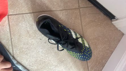 PREDATOR FREAK.3 TURF SHOES
