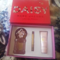 Daisy Marc Jacobs Perfume