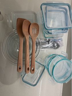 Moving Sale: Pyrex + Snapware + OXO Kitchen Bundle ($15)