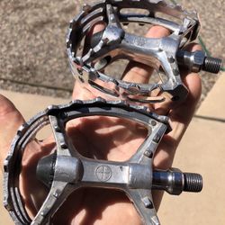 OG VICTOR CAGE PEDALS 1/2 Oldschool 