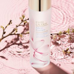 Estée Lauder micro essence Sakura face lotion AMAZING!! Retail $150