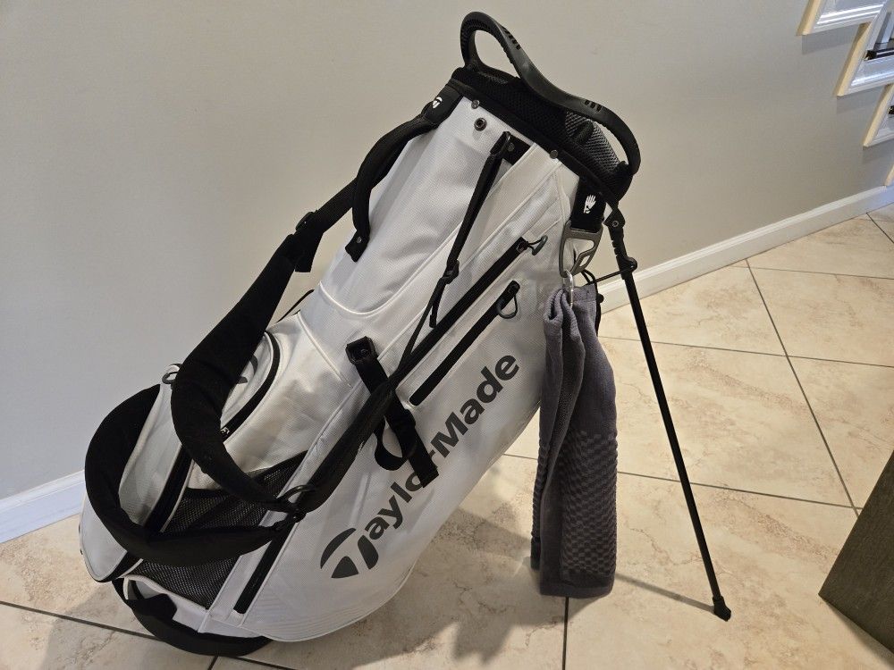 Taylormade Kickstand Bag