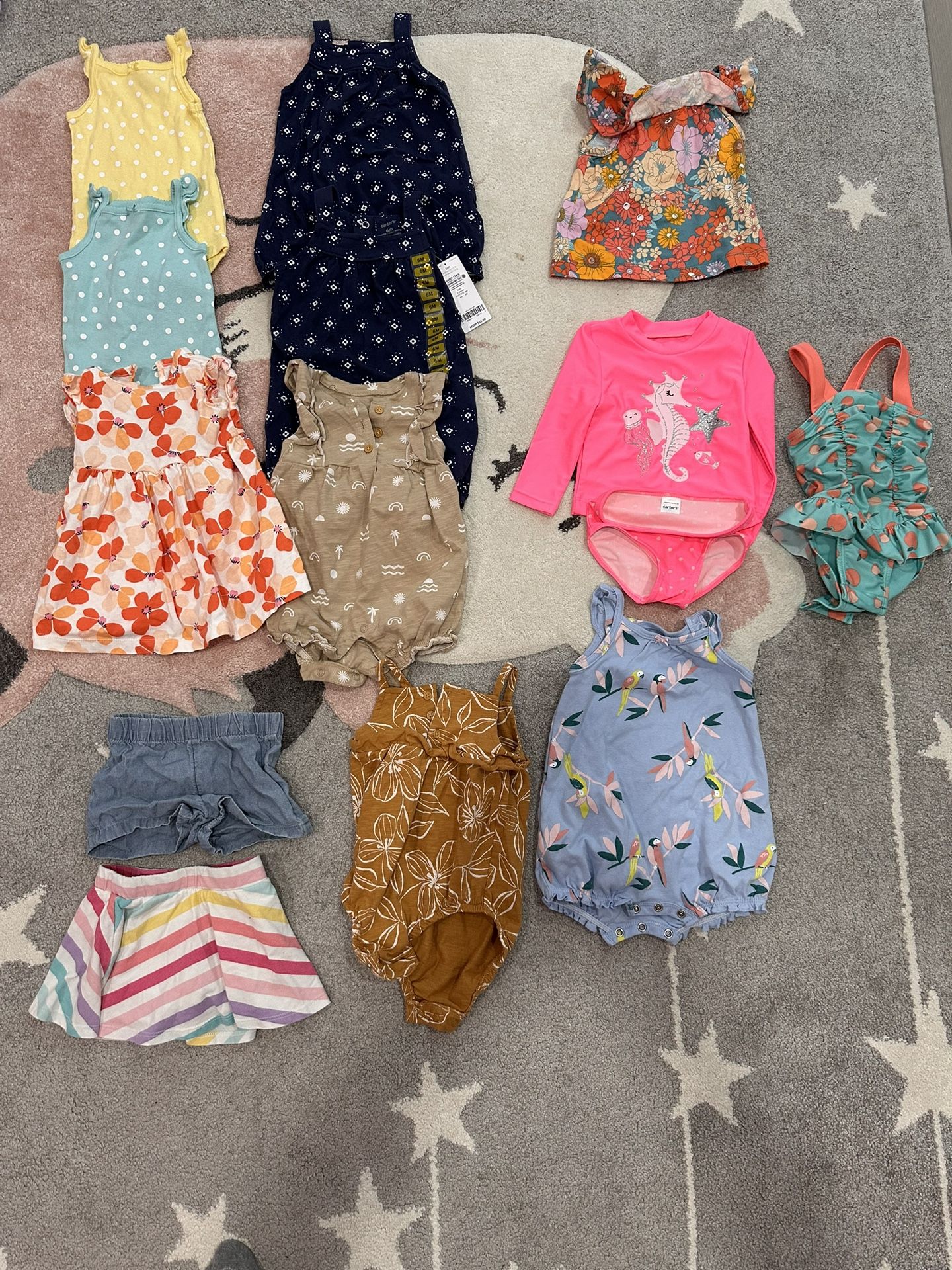 Clothes 6 M